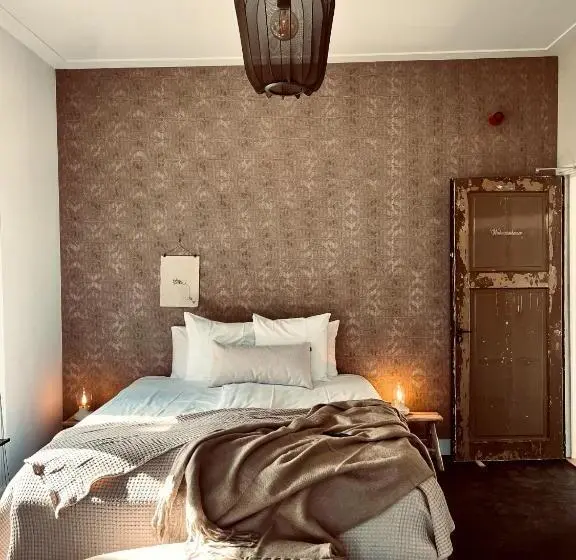 デラックスルーム, Het Oude Raadhuis