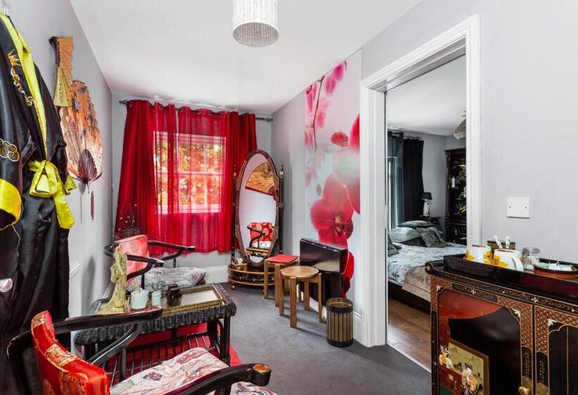 חדר אקזקיוטיב, Mama’s Inn Boutique Guest House