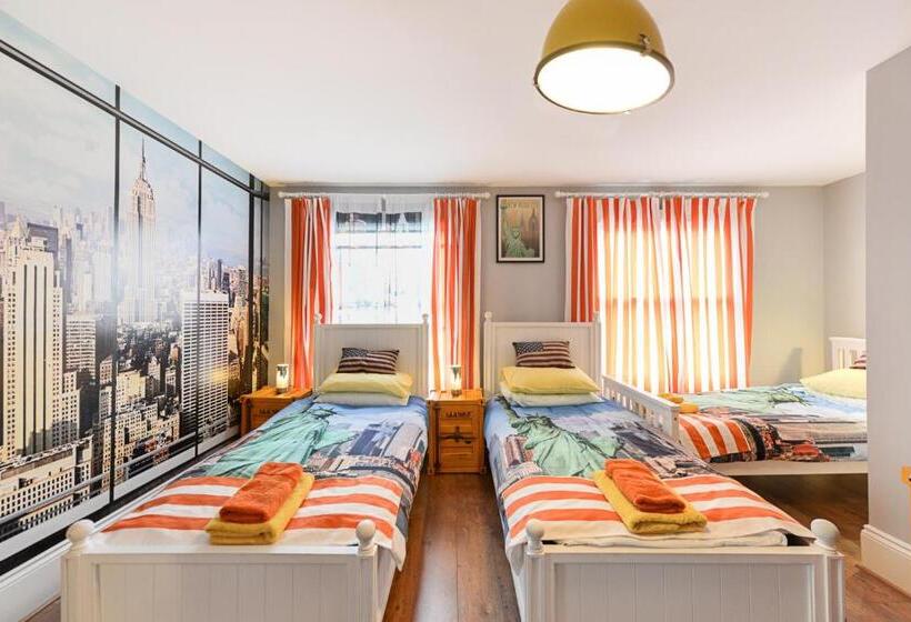 اتاق اجرایی سه نفره, Mama’s Inn Boutique Guest House