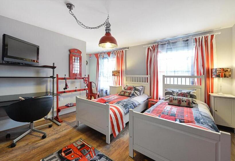 חדר אקזקיוטיב לשלושה, Mama’s Inn Boutique Guest House