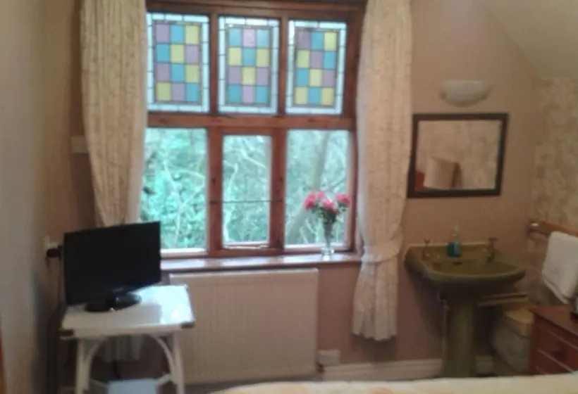 バス共有のスタンダードルーム, Oakfield Lodge Guest House Stockport