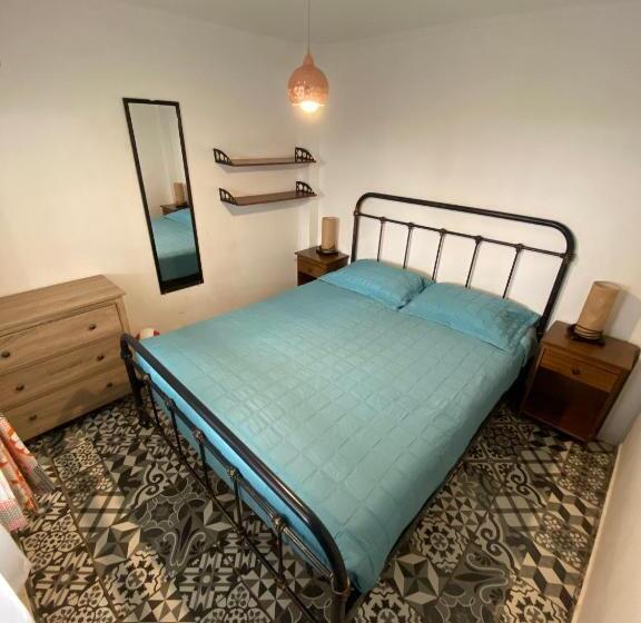 带共用浴室的标准房间, Rey Lagarto Hostel