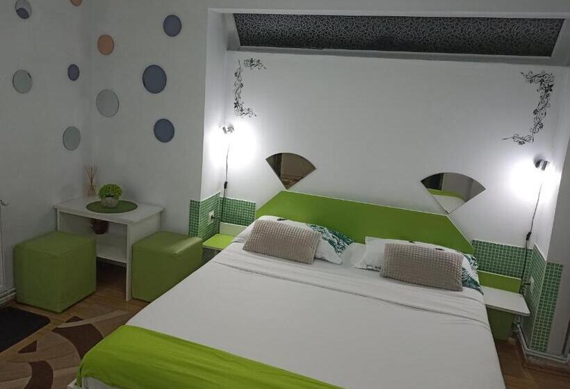 Номер Стандарт, Pension Verde