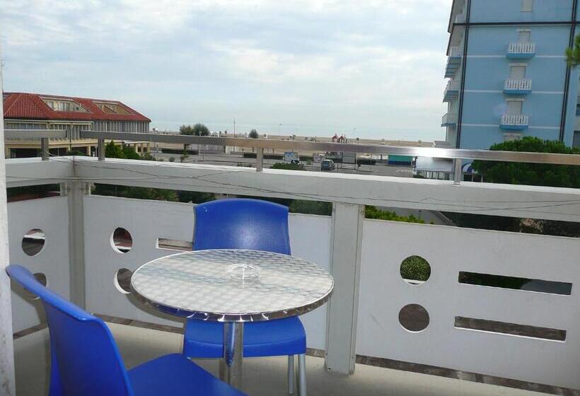 آپارتمان 1 خوابه با چشم‌انداز دریا, Residence Zenith   Agenzia Cocal