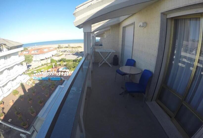 آپارتمان 1 خوابه با بالکن, Residence Zenith   Agenzia Cocal