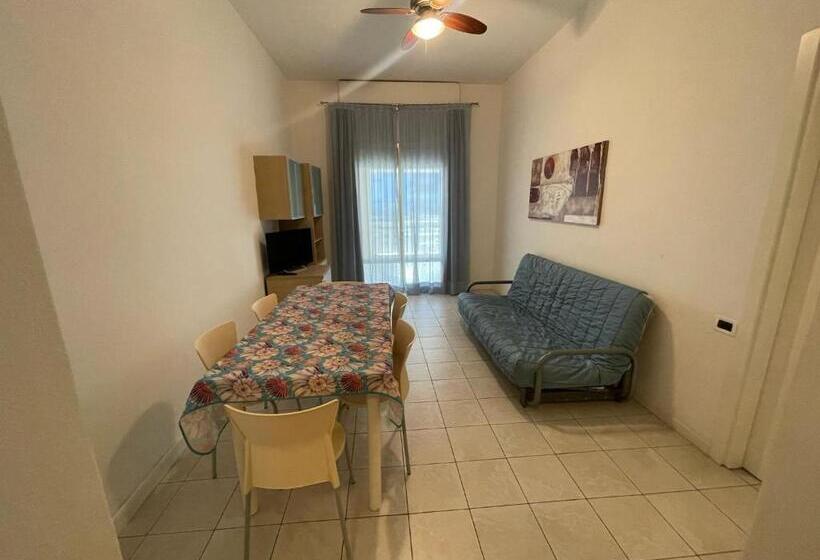 آپارتمان 2 خوابه با چشم‌انداز دریا, Residence Zenith   Agenzia Cocal