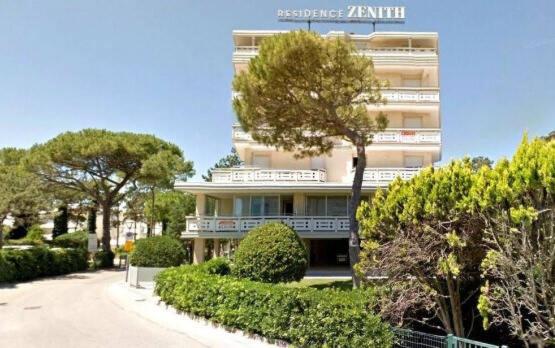 Люкс Вид на Море, Residence Zenith   Agenzia Cocal