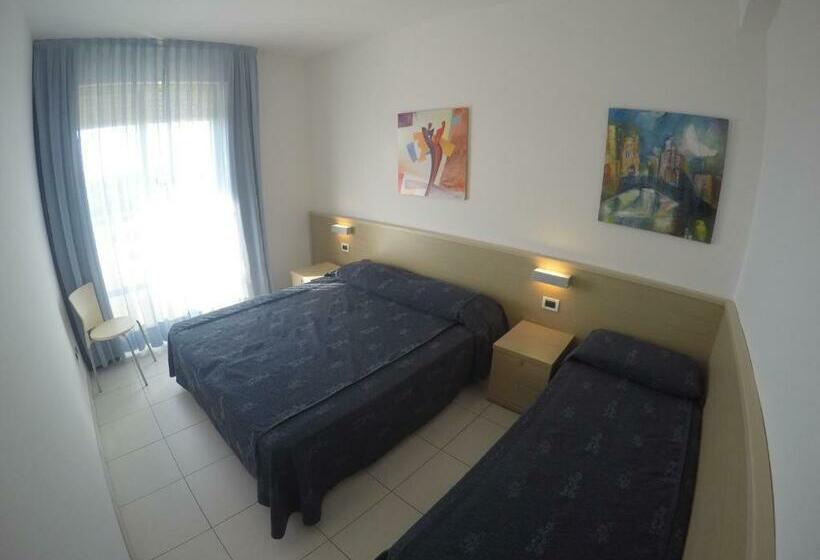 آپارتمان 1 خوابه با چشم‌انداز جانبی دریا, Residence Zenith   Agenzia Cocal