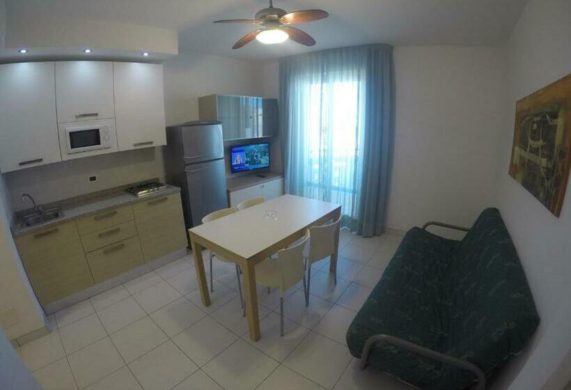 آپارتمان 1 خوابه با چشم‌انداز دریا, Residence Zenith   Agenzia Cocal