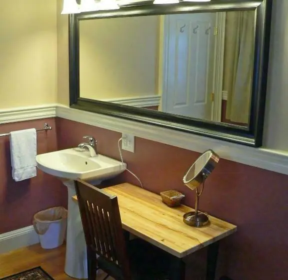 اتاق استاندارد با تخت بزرگ, The Morrison House Bed And Breakfast