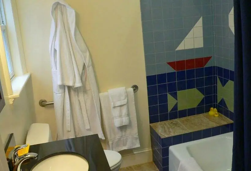 اتاق استاندارد با تخت بزرگ, The Morrison House Bed And Breakfast