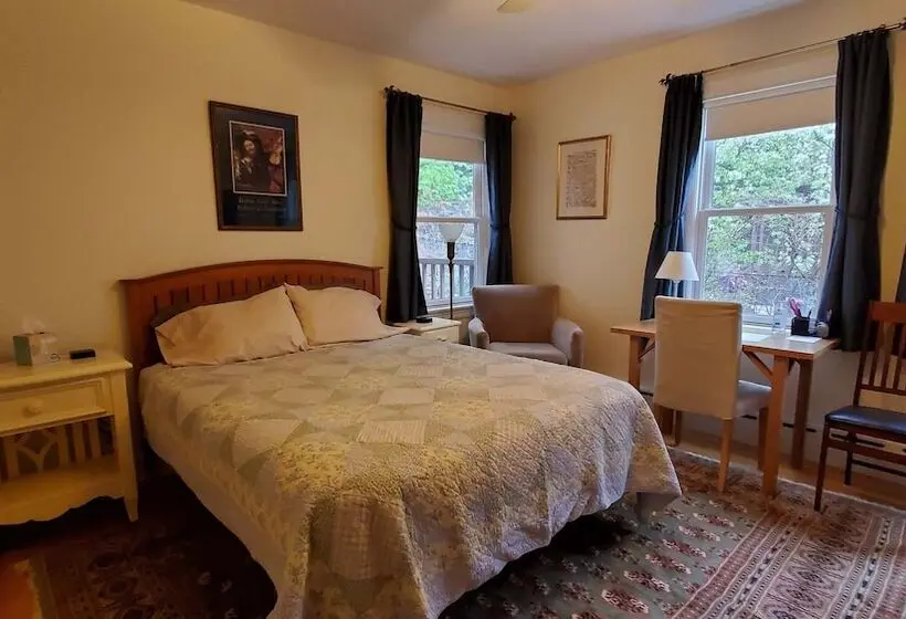 اتاق استاندارد, The Morrison House Bed And Breakfast