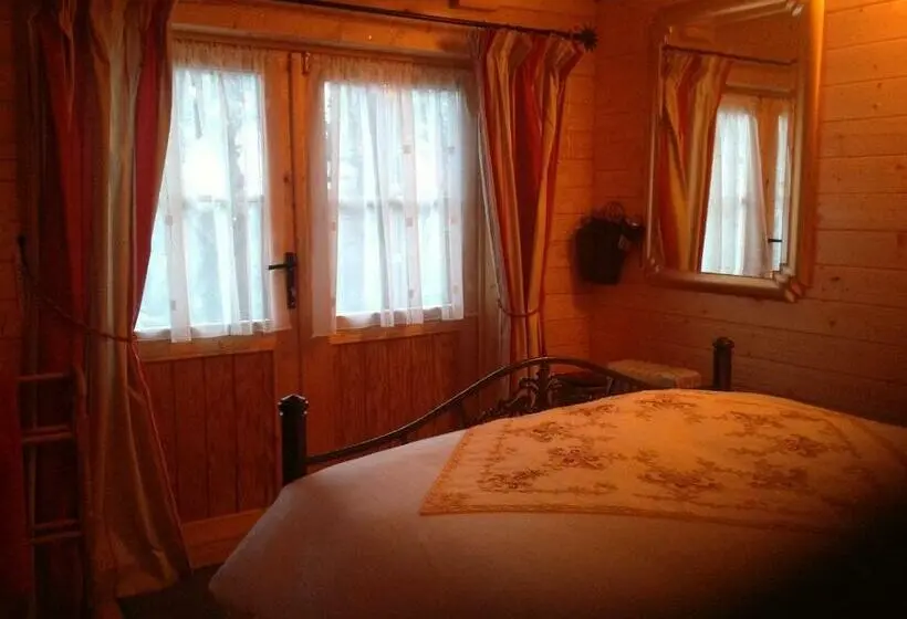 スタンダードルーム, Alice Guest House