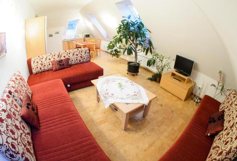 شقة غرفة واحدة, Gästehaus Haiminger Ehemalig Schmelz