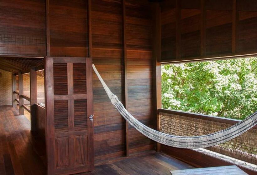 اتاق استاندارد با چشمانداز دریا, Jangada Lodge