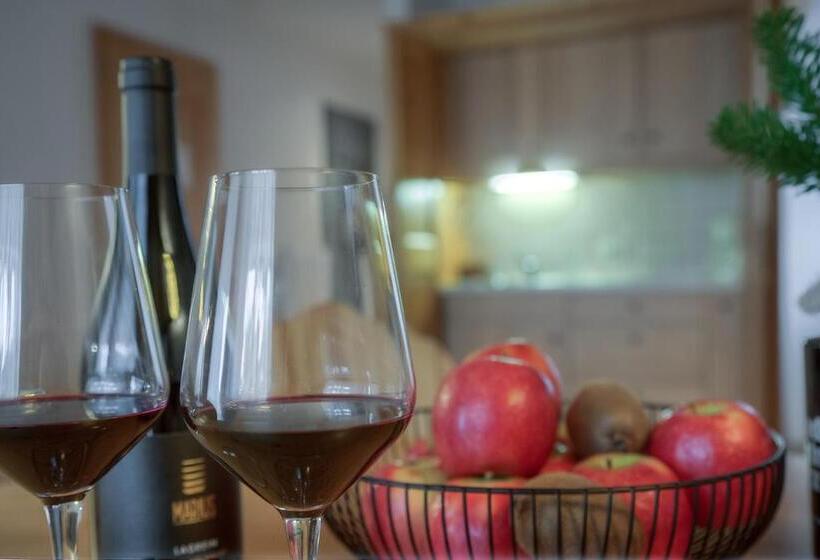 2 Bedrooms Apartment Mountain View, Eden Apartments