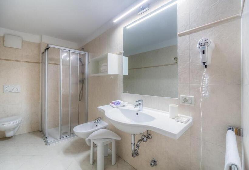 1ベッドルームアパートメント, Eden Apartments