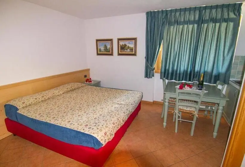 اتاق خانوادگی, Agriturismo Raethia