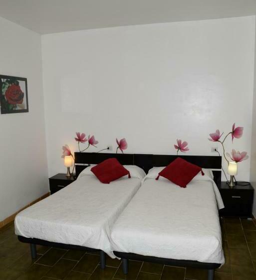 标准间, Pensión Borrás