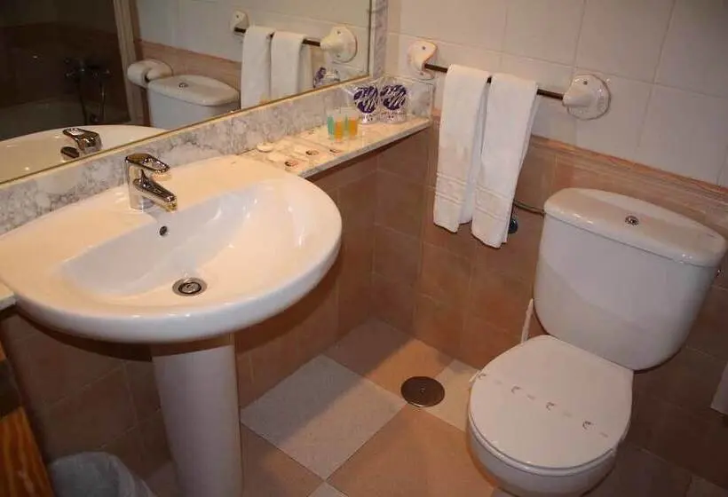 スタンダードルーム, Hostal Macami