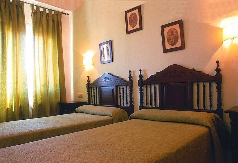 스탠다드 룸, Hostal Macami