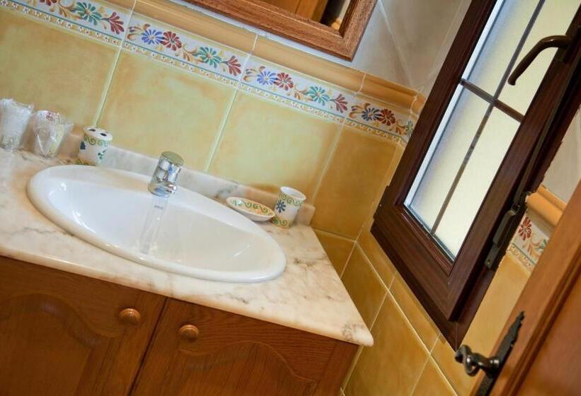 标准间, Las Anjanas De Isla