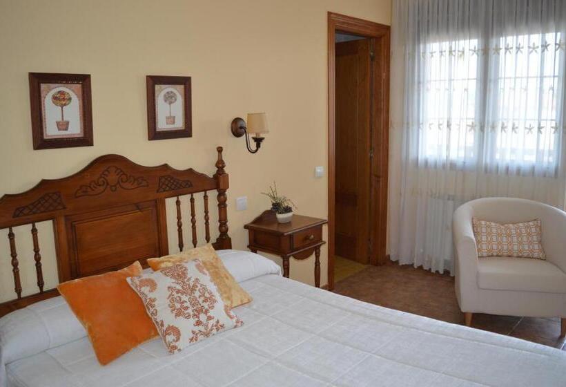 标准间, Las Anjanas De Isla