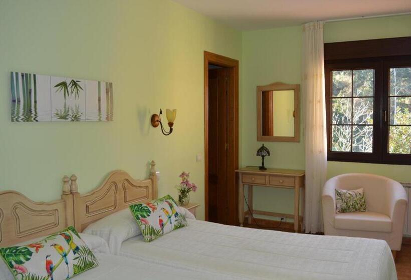 标准间, Las Anjanas De Isla