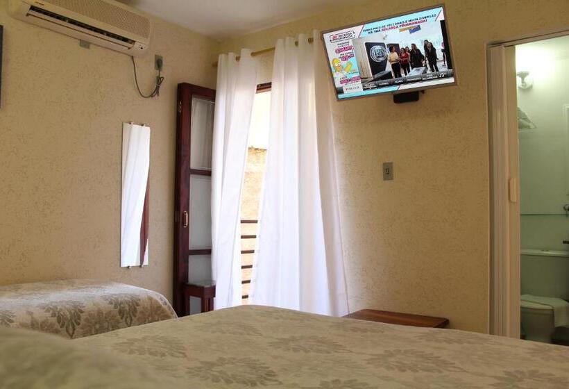 חדר סטנדרטי לשלושה עם נוף, Pousada Irmaos Do Mar