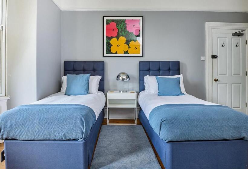 Номер Стандарт Трехместный, Townhouse Exeter