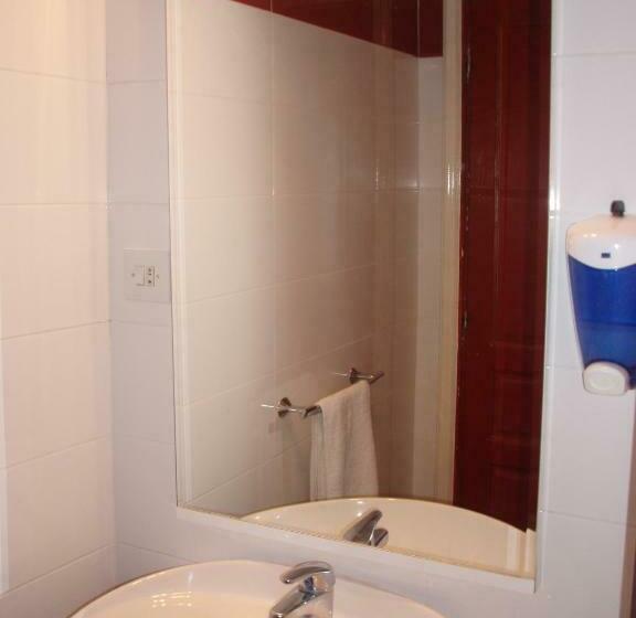 اتاق استاندارد با سرویس بهداشتی مشترک, La Pensión Del Camino