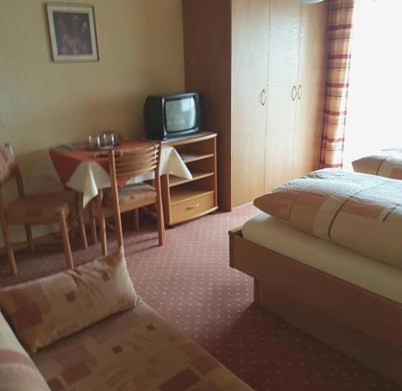 带阳台的三人标准间, Gästehaus Steininger