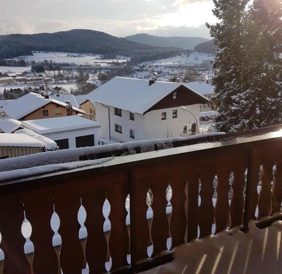 带阳台的三人标准间, Gästehaus Steininger