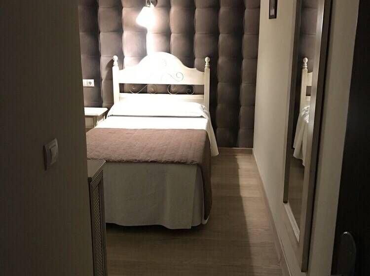 标准单人间, Hostal Cafe Gutgreco