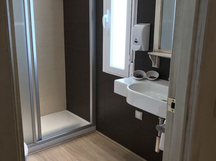 חדר סטנדרט, Hostal Cafe Gutgreco