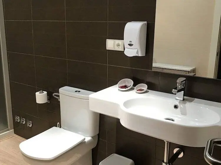 Standart Oda, Hostal Cafe Gutgreco