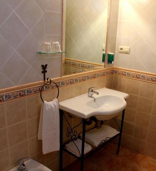 اتاق استاندارد, Hostal San Pedro