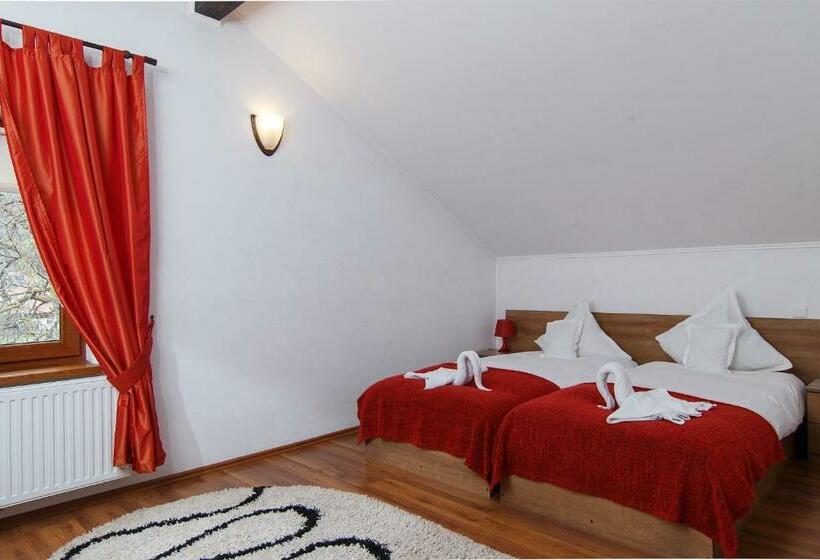 غرفة قياسية, The Guesthouse