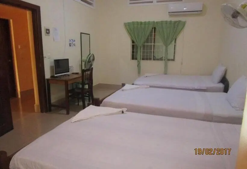اتاق استاندارد سه نفره, Visal Sak Guesthouse