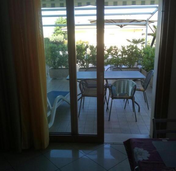 2 Bedrooms Apartment Lake View, Residenza Orchidee