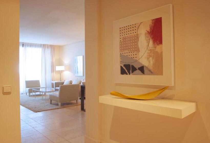 Апартаменты Deluxe 2 Спальни, Aparthotel Novo Resort