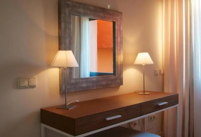 ジャグジー付２ベッドルームデュプレックスアパート, Aparthotel Novo Resort