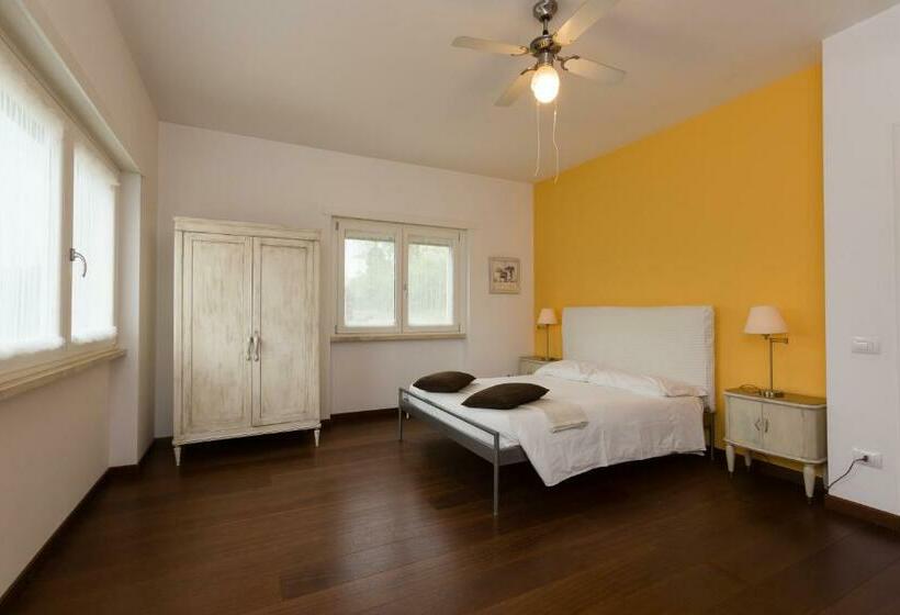Quarto Quádruplo Estandar, B&b Terra Del Sole