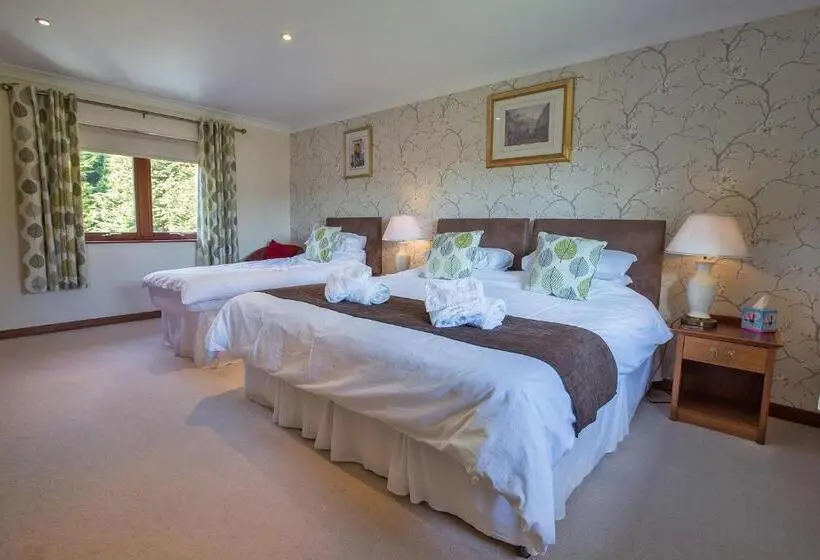 Perhehuone, Glede Knowe Guest House
