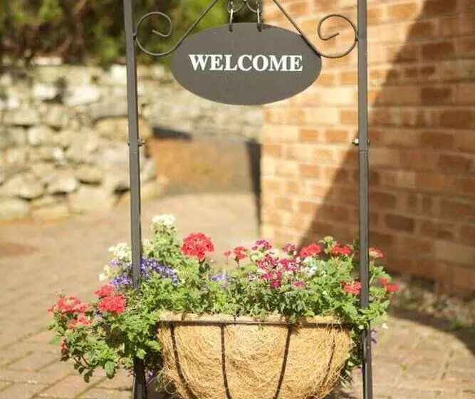 Perhehuone, Glede Knowe Guest House