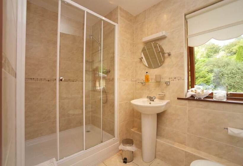 غرفة عائلية, Glede Knowe Guest House