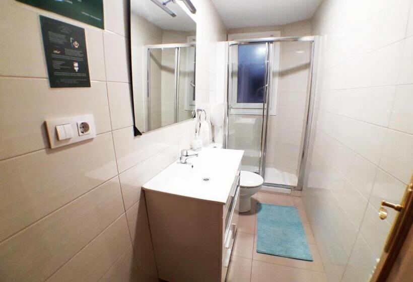 חדר סטנדרט לשלושה, Pensión La Estación