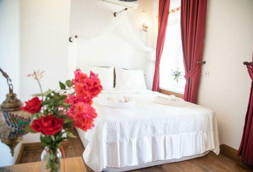 Pokój Deluxe, Taşdelen