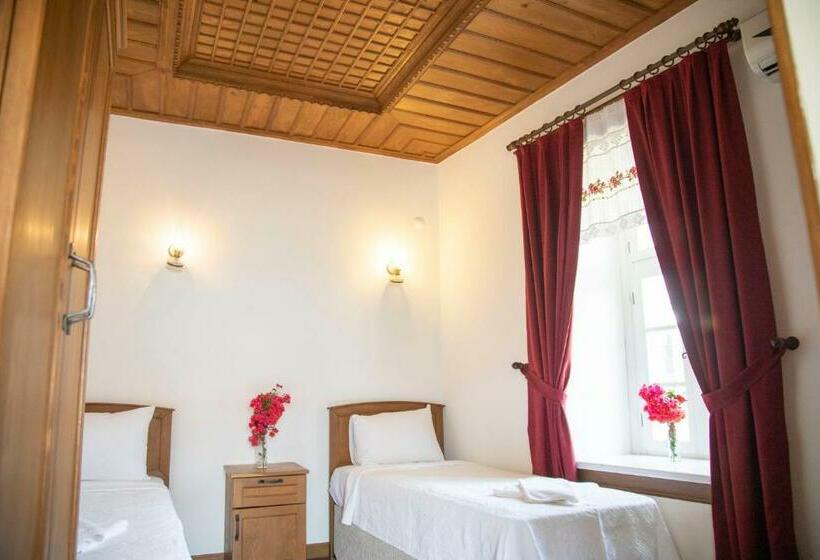 Pokój Standard, Taşdelen