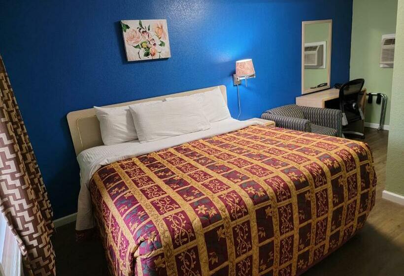 غرفة قياسية سرير كينج, Plaza Motel